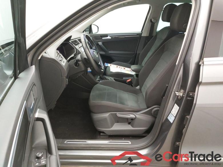 Volkswagen Tiguan 2.0 TDI SCR 110kW DSG Highline 5d #6