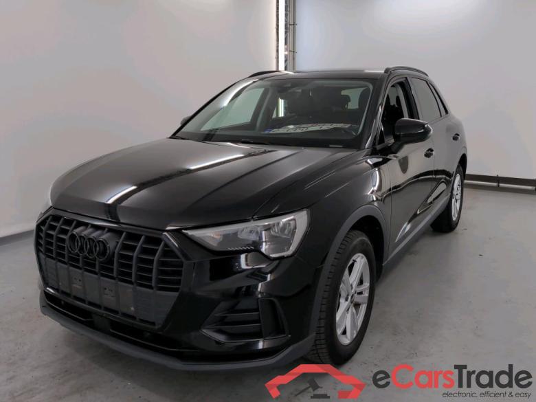 AUDI Q3 1.4 45 TFSI E S TRONIC Business Plus #1