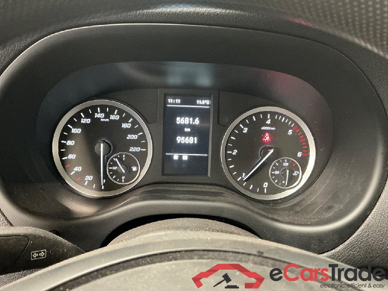 Mercedes _Vito ´14 Vito Kasten 109/110/111/114 CDI FWD lang (447.603) 1.7 75KW MT6 E6dT #5
