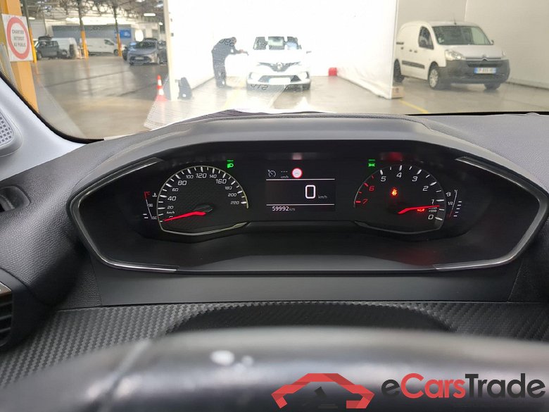 Peugeot PureTech 100 S&S Style(SP) 208 Style 1.2 PureTech 100CV BVM6 E6d #6