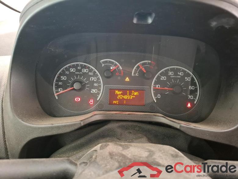 Peugeot 1.3 HDI STANDARD PREMIUM PLUS PEUGEOT Bipper VU 4p Fourgonnette 1.3 HDI STANDARD PREMIUM PLUS #6