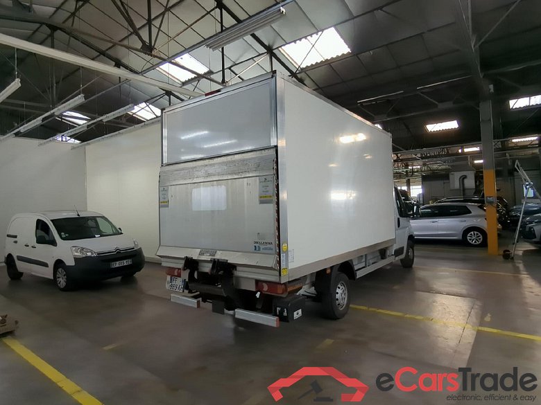 Fiat 3.5 L 2.3 Multijet 130 Pack Pro Nav FIAT Ducato SC VU 2p Châssis cabine 3.5 L 2.3 Multijet 130 Pack Pro Nav #3