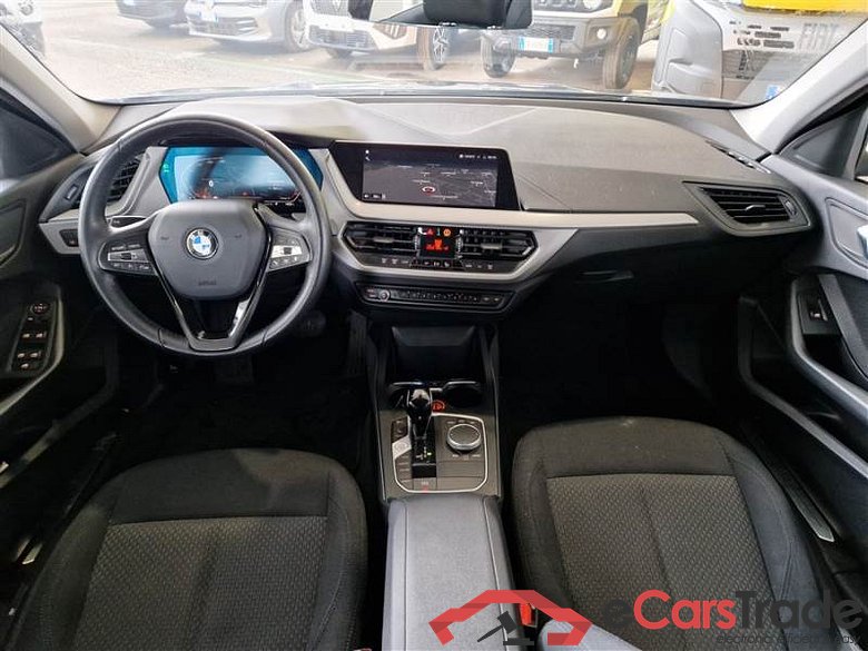 BMW 118D BMW SERIE 1 / 2019 / 5P / BERLINA 118D BUSINESS ADVANTAGE #3