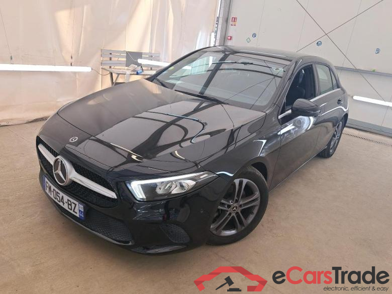 Mercedes A 200 d Business Line 8G-DCT MERCEDES-BENZ Classe A Compact / 2018 / 5P / Berline A 200 d Business Line 8G-DCT