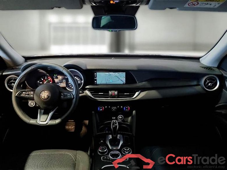 AlfaRomeo 64 ALFA ROMEO STELVIO / 2017 / 5P / SUV 2.2 TURBO DIESEL 160CV BUSINESS AT8 RWD #3