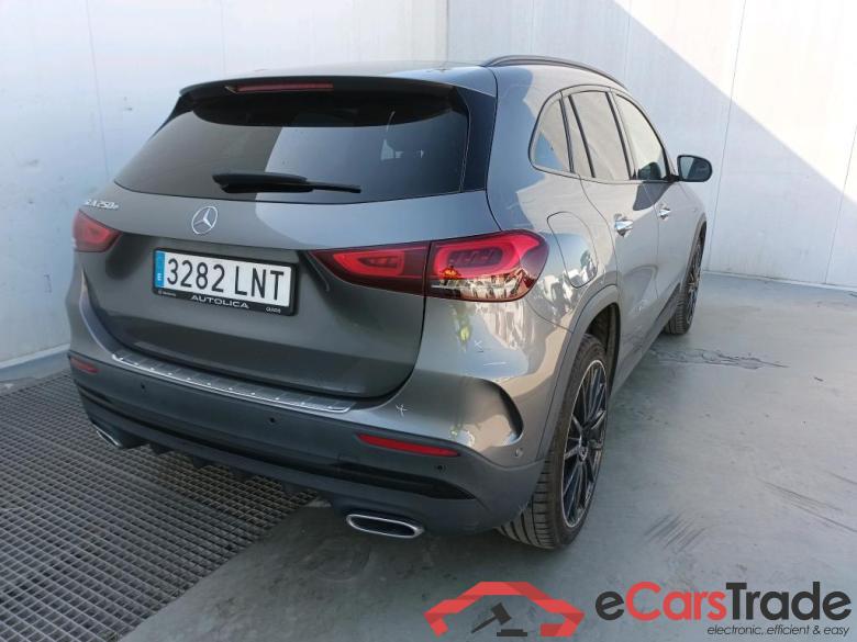 Mercedes GLA 250 e Clase GLA GLA 250 e (247.786)AMG 1.3 AMG Line 220CV AT8 E6d #2