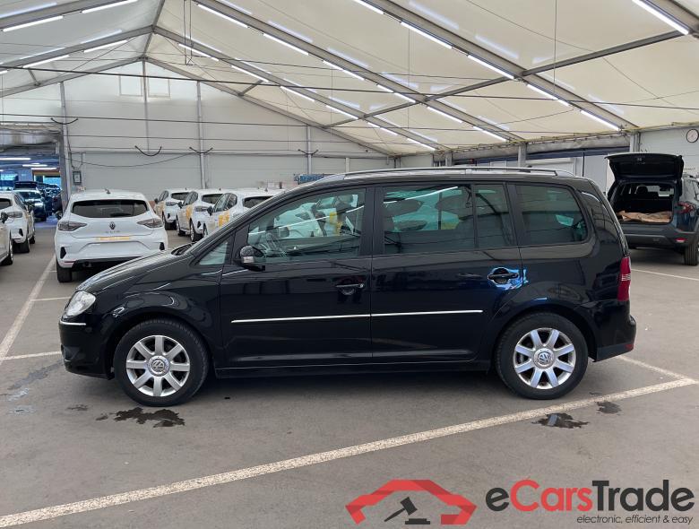 VOLKSWAGEN Touran HIGH TDI 105 HP DSG #4