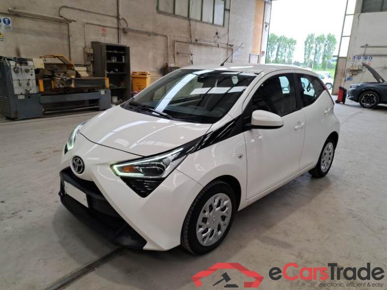 Toyota MUSMMTMY19 TOYOTA AYGO CONNECT / 2018 / 5P / BERLINA 1.0 VVT-I X-BUSINESS MMT MY19 #1