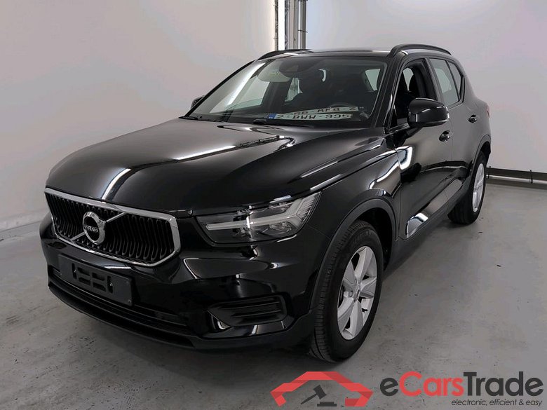 VOLVO XC40 1.5 T2 MOMENTUM CORE AUTO #1