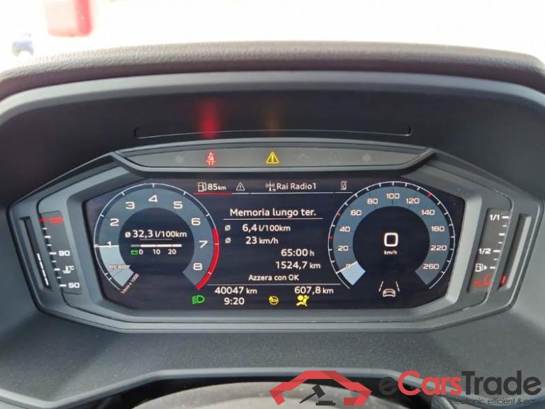 Audi 2 AUDI A1 CITYCARVER / 2018 / 5P / BERLINA 30 TSI CITYCARVER BASE #4