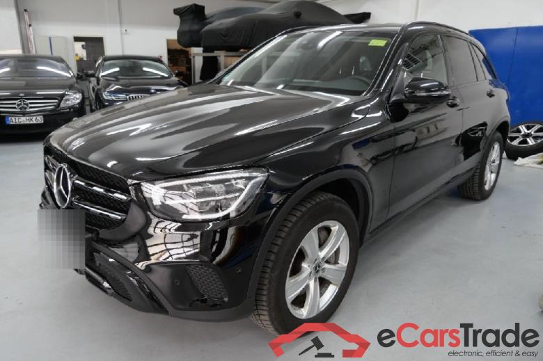 Mercedes GLC ´15 GLC -Klasse GLC 300 de 4Matic (253.911) 2.0 225KW AT9 E6d #1