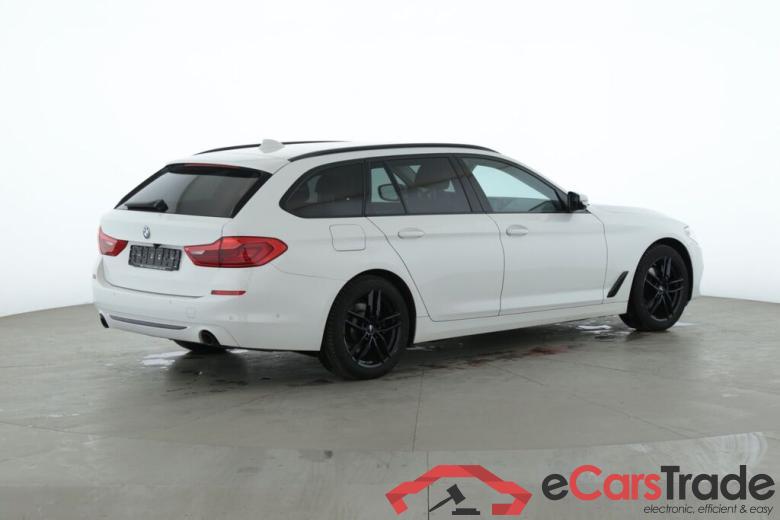 Bmw 520 d xDrive Sport Line Baureihe 5 Touring #3