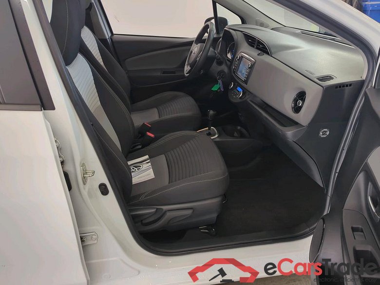 Toyota Yaris 5d 14-20 Toyota Yaris 1.5 Hybrid Active Automaat 5d #3