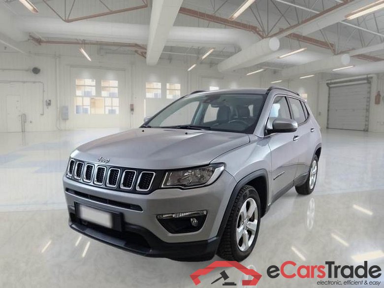 Jeep 33 JEEP COMPASS / 2017 / 5P / SUV 1.6 MJET II 88KW BUSINESS #1