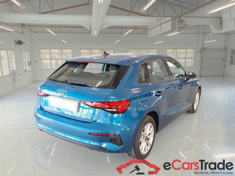 Audi 35 AUDI A3 / 2020 / 5P / BERLINA 30 TFSI S TRONIC BUSINESS S.BACK #2