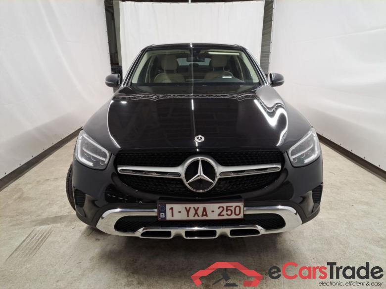 Mercedes-Benz GLC Coupé GLC 300 e 4MATIC 5d #1