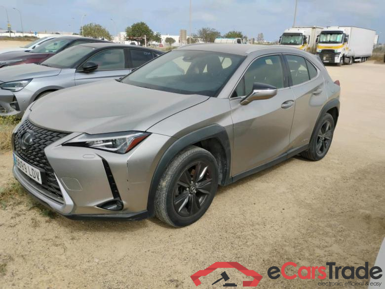 Lexus 2.0 250h Business Navigation (CX) LEXUS UX / 2018 / 5P / todoterreno 2.0 250h Business Navigation (CX)