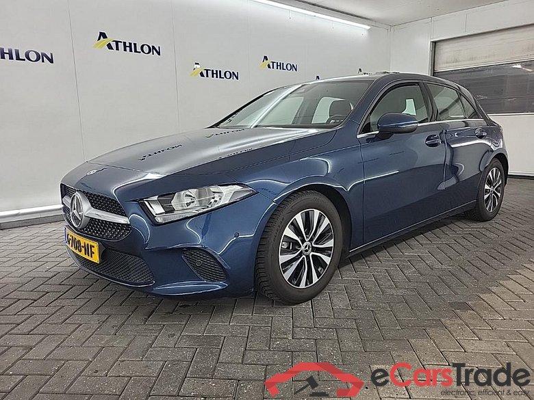 MERCEDES-BENZ A-klasse A 180 7G-DCT Business Solution 5D 100kW #1