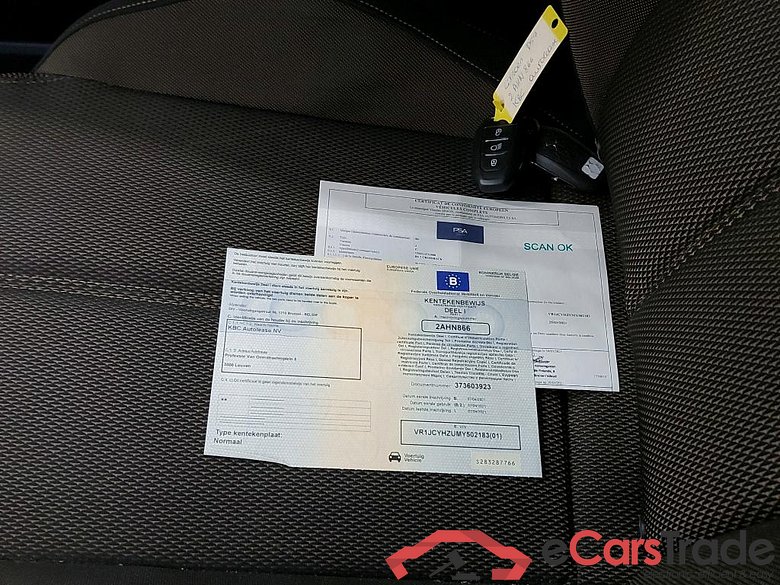 DS - DS  DS 7 CROSSBACK BlueHDi 130PK AT Chic & DS Connect Nav & DAB #4