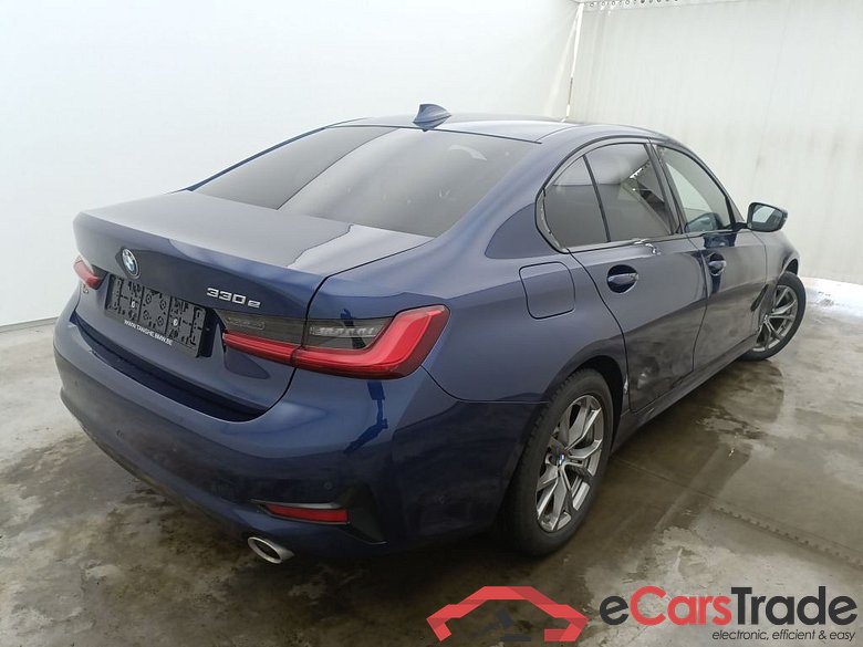BMW 3 Reeks Berline 330e (215 kW) 4d #5