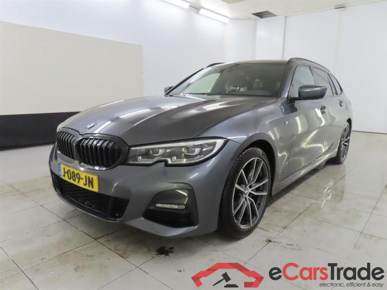 BMW 3-SERIE TOURING 318i High Exe. Ed. #1