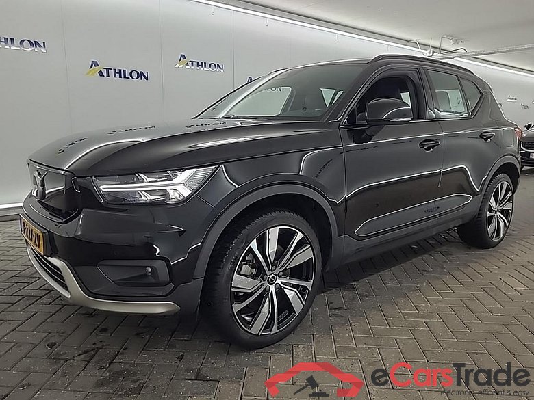 VOLVO XC40 Recharge P8 AWD R-Design 5D 300kW #1