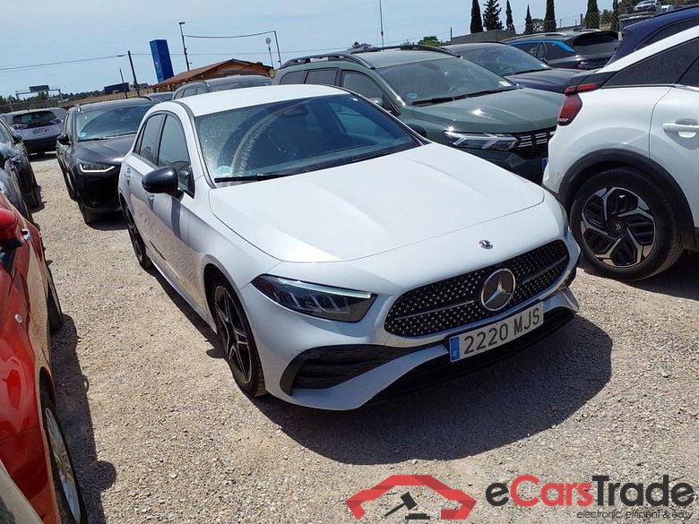 MERCEDES-BENZ Classe A 180d 