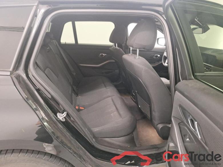 BMW 3 SERIES TOURING 2.0 316DA (90KW) TOURING Storage  Business Mirror Model Advantage #6