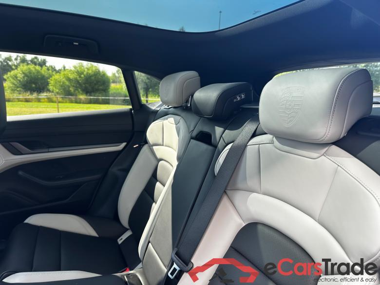 PORSCHE Taycan Sport Turismo  #6
