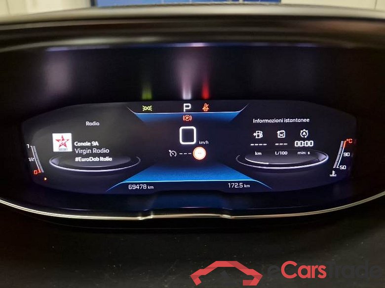 Peugeot 5 PEUGEOT 3008 / 2020 / 5P / SUV BLUEHDI 130 EAT8 SeS ACTIVE BUSINESS #4