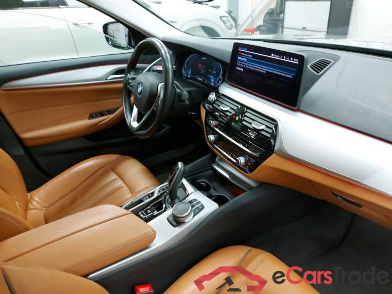 BMW - BMW 5 BERLINE 530e 272PK Business Edition With HEated Dakota Seats & Shadow Line  * HYBRID * #3
