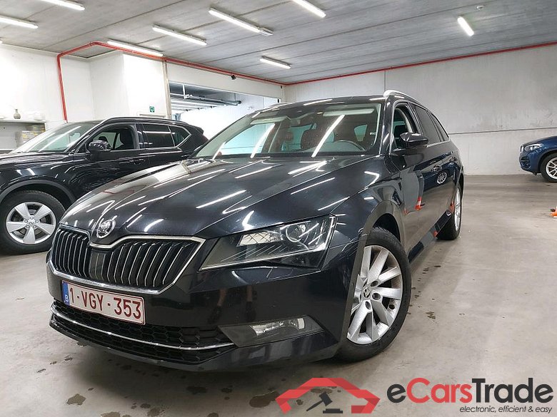 SKODA - SKO SUPERB COMBI CRTDI 120PK DSG7 Style Pack Corporate Plus & Premium & Pano Roof & Removable Trailer Hook #1