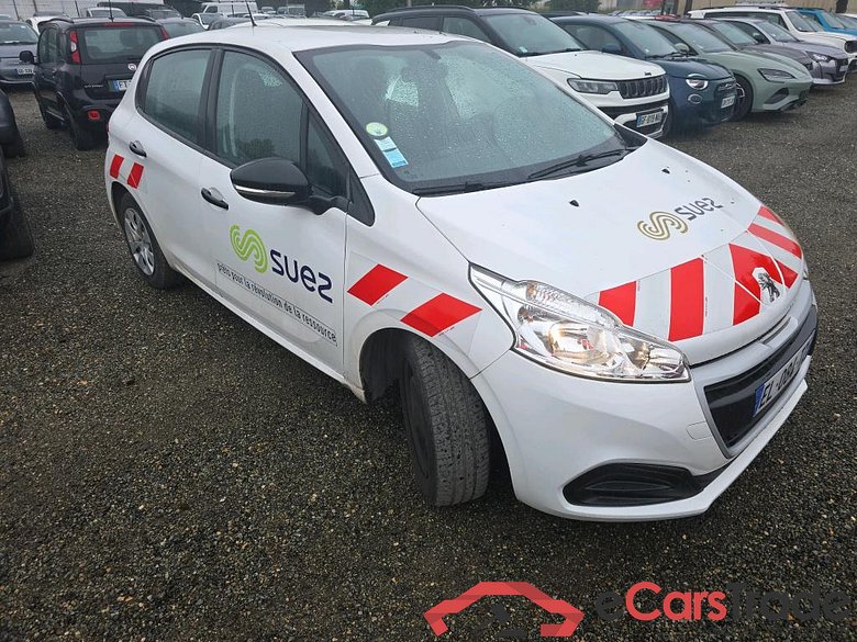 Peugeot 1.6 BLUEHDI 75 PRO 208 Affaire Pro 1.6 HDi 75CV BVM5 E6 #4