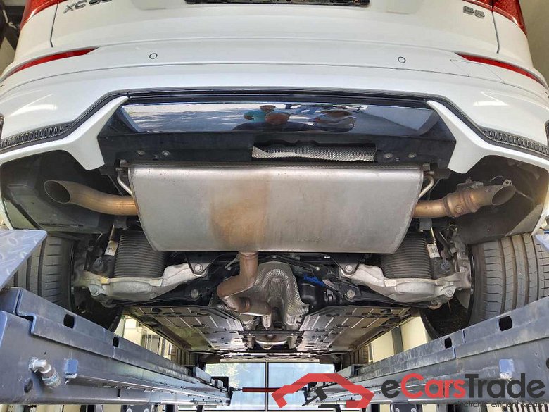 Volvo XC60 (03.2017->) DE - SUV5 B5 (Benzin) 2WD EU6d, R-Design Mild-Hybrid (EURO 6d), (Facelift) 2021 #5