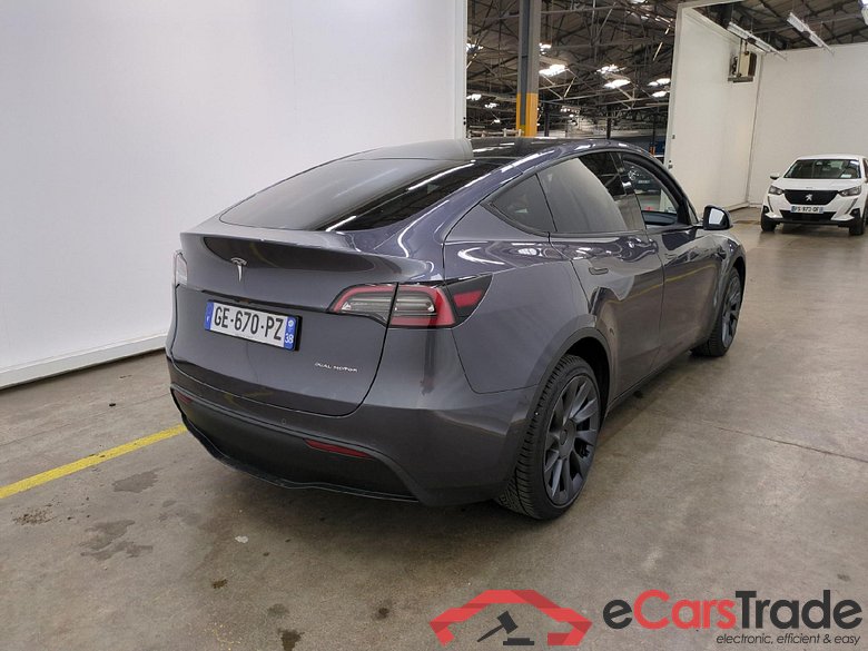 TESLA Model Y / 2020 / 5P / SUV Grand Autonomie Dual Motor AWD #4