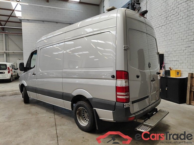 Mercedes-Benz Sprinter 516 CDI A2H1 5.0T 4d #4