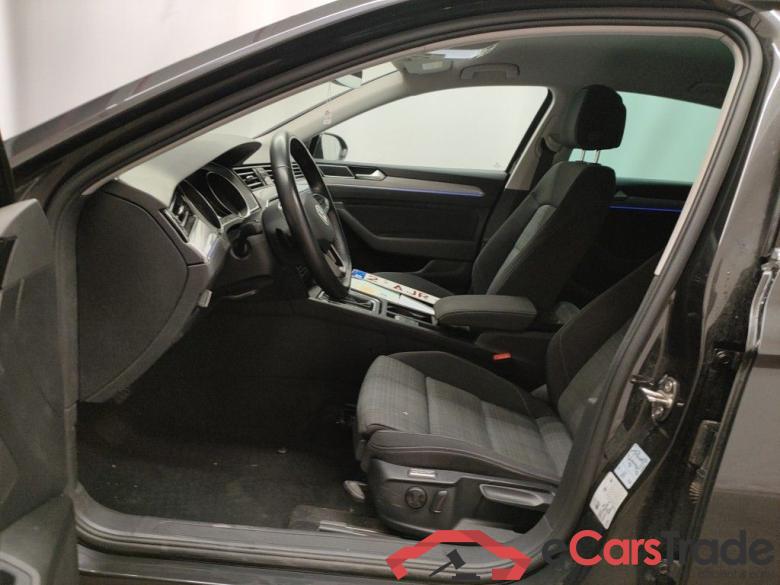 Volkswagen Passat 2.0 TDI 90kW Style Business DSG 4d #3