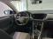 preview Volkswagen T-Roc #2