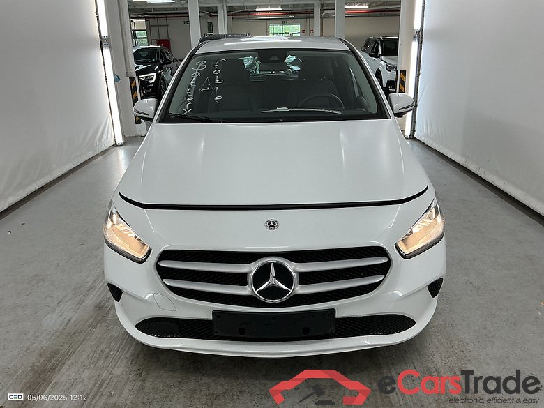 MERCEDES-BENZ B-CLASS 2.0 B 200 D DCT
