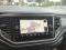 preview Volkswagen T-Roc #2