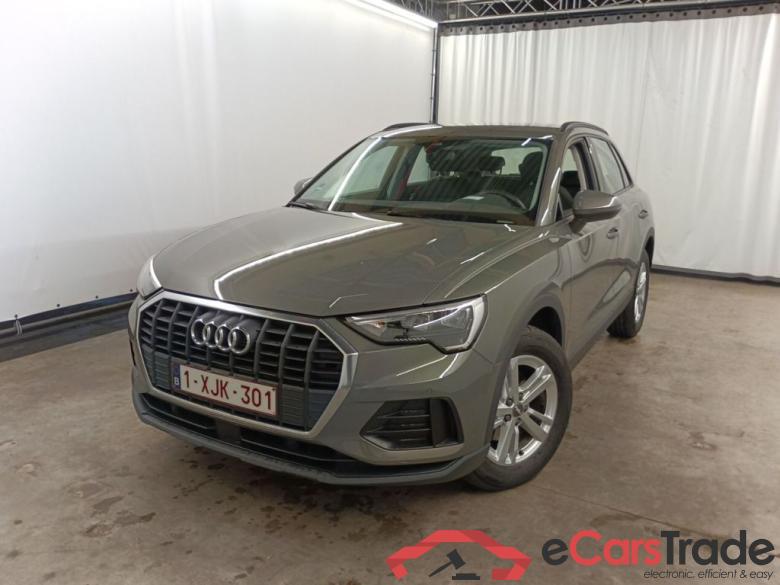 Audi Q3 35 TDI S Tronic Business Edition 5d #1