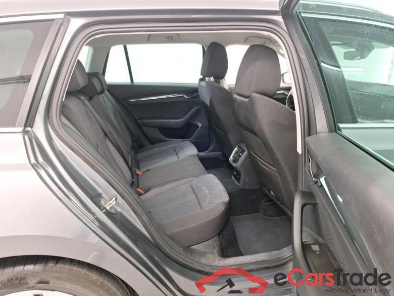 SKODA OCTAVIA COMBI 1.5 TSI MHEV 110KW DSG7 CLEVER+ #6 SKODA OCTAVIA COMBI 1.5 TSI MHEV 110KW DSG7 CLEVER+ #6