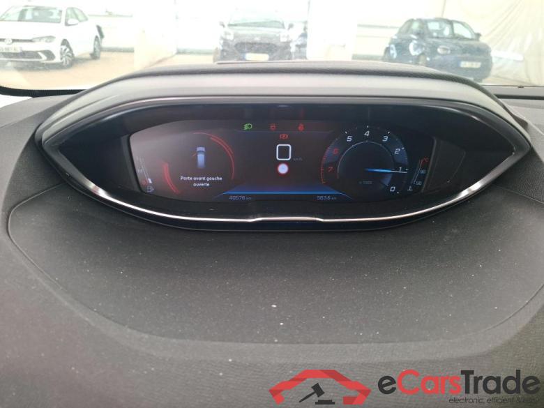 PEUGEOT 5008  2016  5P  SUV Puretech 130  ACTIVE BUSINESS #6 PEUGEOT 5008  2016  5P  SUV Puretech 130  ACTIVE BUSINESS #6