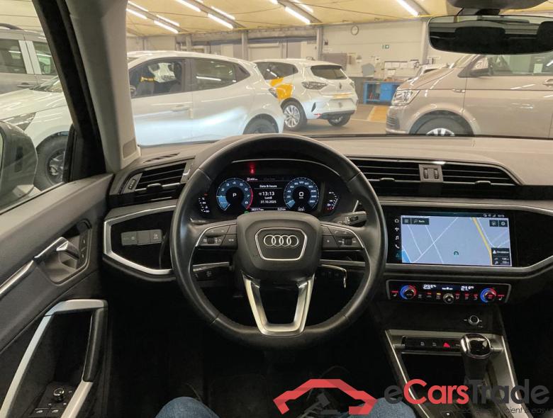 AUDI Q3 Audi Q3   35 TFSI  110(150) kW(ch) S tronic #3 AUDI Q3 Audi Q3   35 TFSI  110(150) kW(ch) S tronic #3