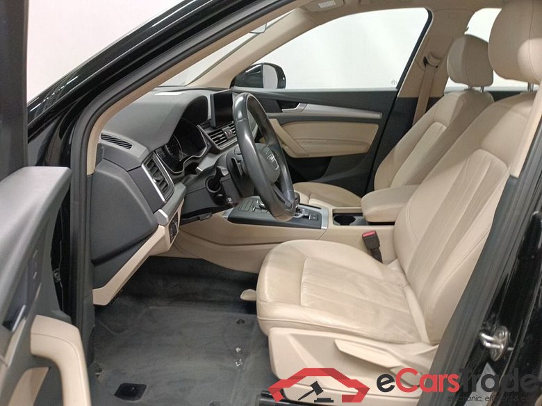 Audi Q5 30 TDI 5d #3