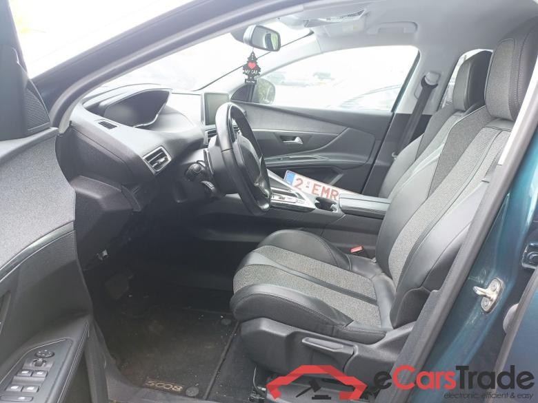 Peugeot 5008 1.5 BlueHDi 96kW S&S EAT8 Allure 5d ! technical issues !! #3