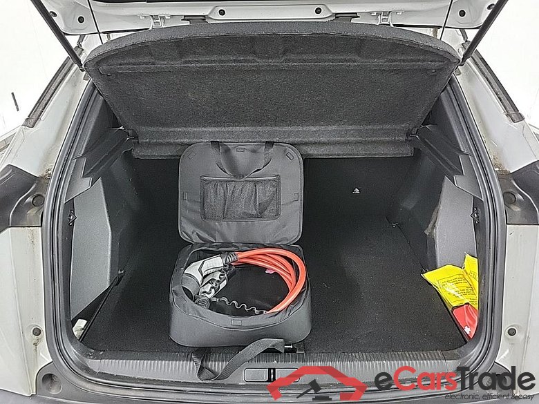 PEUGEOT e-2008 GT Pack EV 50kWh 136 5D Athlon Edition #5