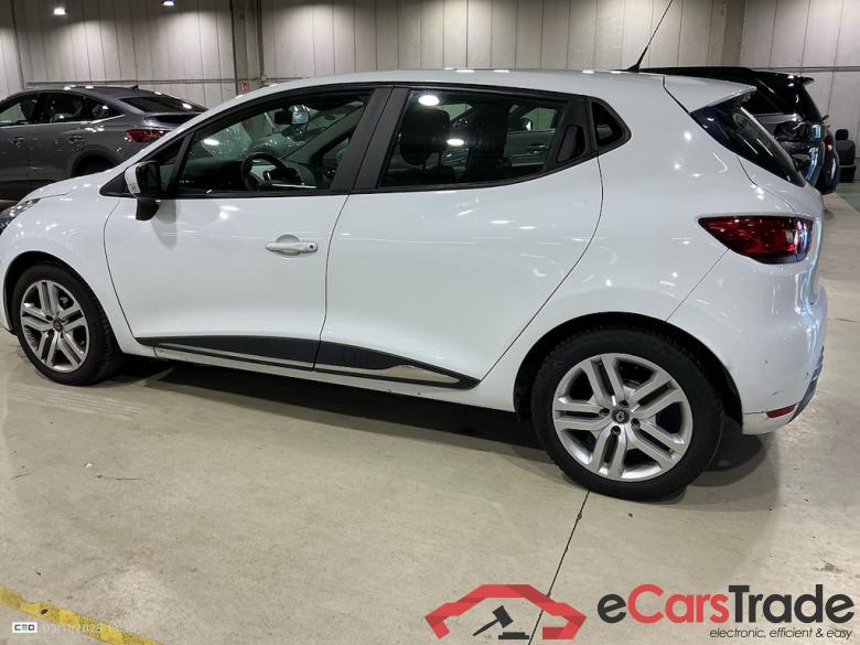 RENAULT Clio 0.9 TCe Zen (EU6c) STOCK #3