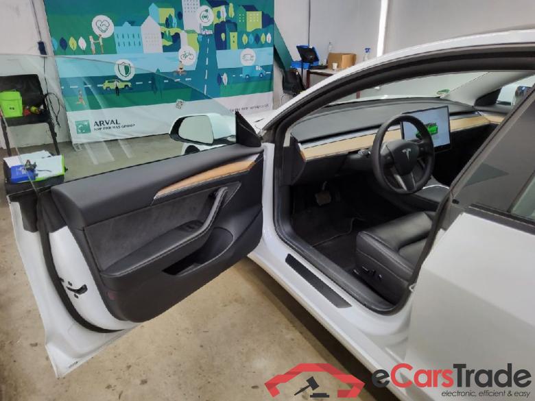 TESLA Model 3 Langstreckenbatt. Allradantrieb Dual Motor 4d 366kW #4