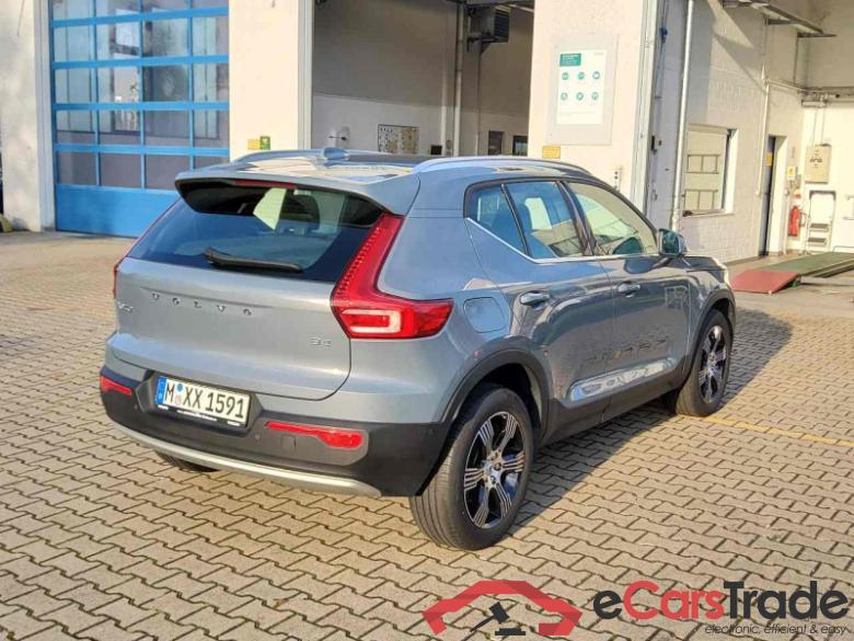 Volvo XC40 (2017->) DE - SUV5 B4 2WD EU6d, Inscription (EURO 6d), 2020 - 2022 #3